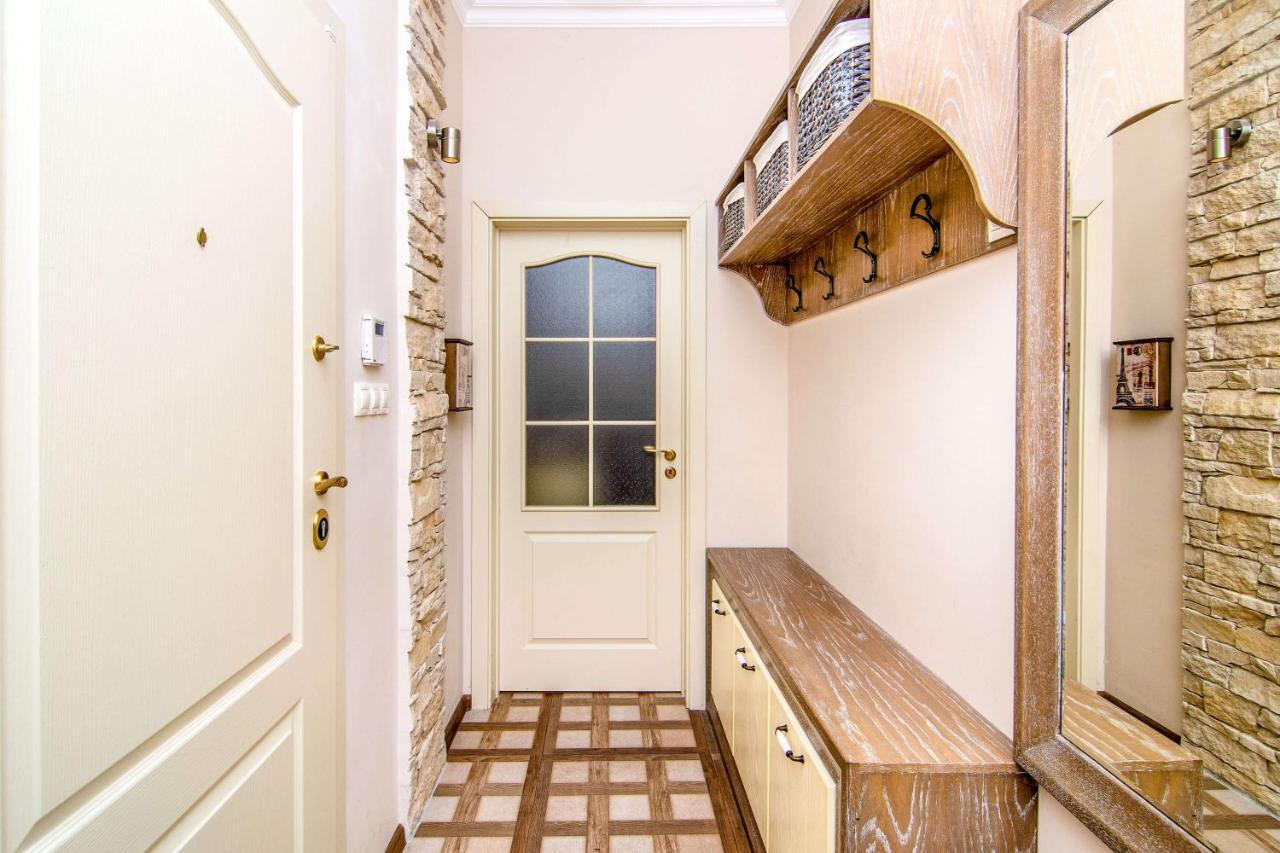 דירות וארנה Central Shabby Chic Flat Close To Paid Parking מראה חיצוני תמונה